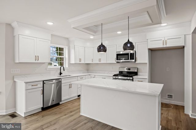 102 N 5TH ST, National Park, NJ 08063