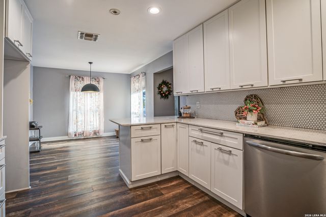 2911 Hunters Horn, San Antonio, TX 78230