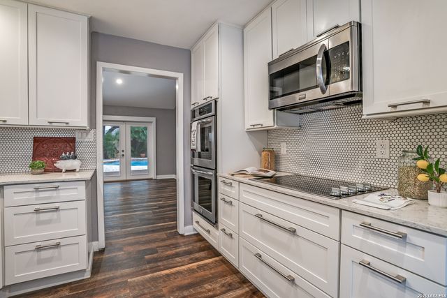 2911 Hunters Horn, San Antonio, TX 78230