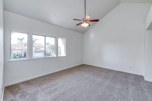 10352 N Doheny Drive, Fresno, CA 93730