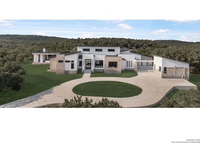 1418 Park Road 37, Helotes, TX 78023