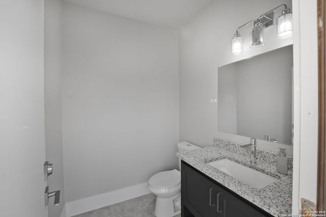 1418 Park Road 37, Helotes, TX 78023