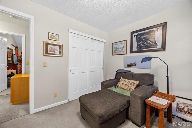 21 Ravenwood Court, Lake St Louis, MO 63367