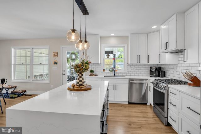 95 LAUREL LN, Palmyra, PA 17078