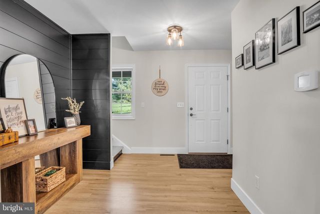 95 LAUREL LN, Palmyra, PA 17078