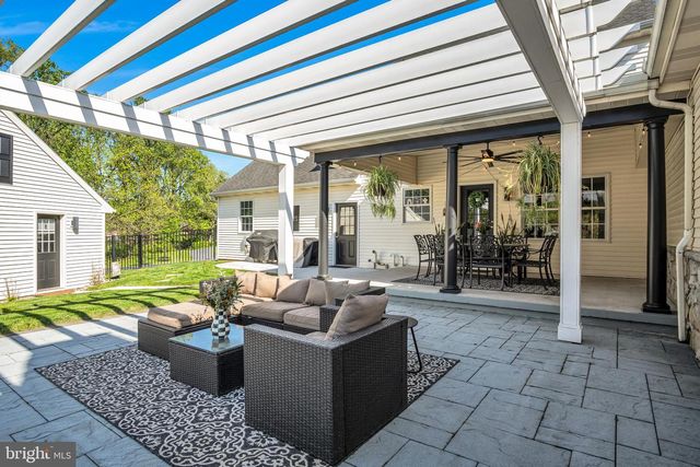 95 LAUREL LN, Palmyra, PA 17078