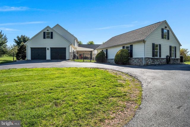 95 LAUREL LN, Palmyra, PA 17078