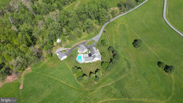 95 LAUREL LN, Palmyra, PA 17078