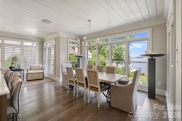 19300 Mary Ardrey Circle, Cornelius, NC 28031