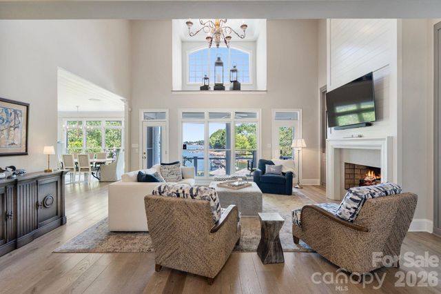 19300 Mary Ardrey Circle, Cornelius, NC 28031