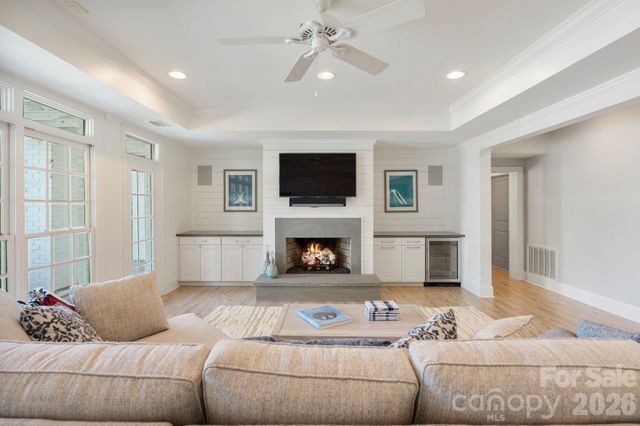 19300 Mary Ardrey Circle, Cornelius, NC 28031