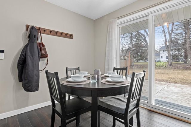 12865 1st Avenue S, Burnsville, MN 55337