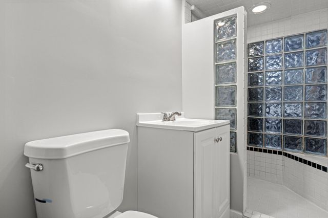 12865 1st Avenue S, Burnsville, MN 55337