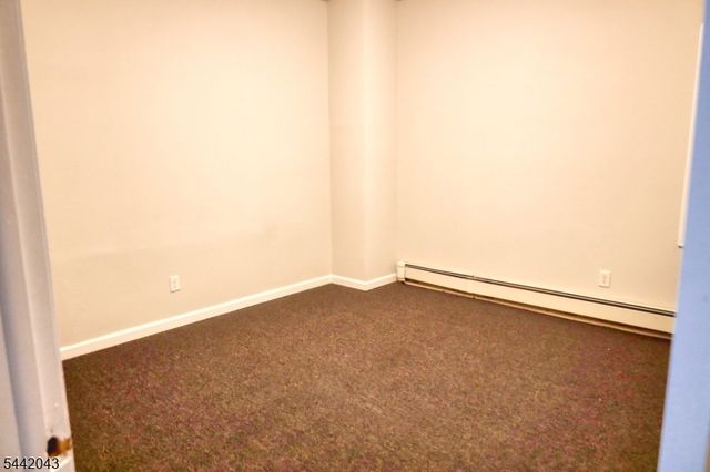 9 Emerson Pl, Newark City, NJ 07114