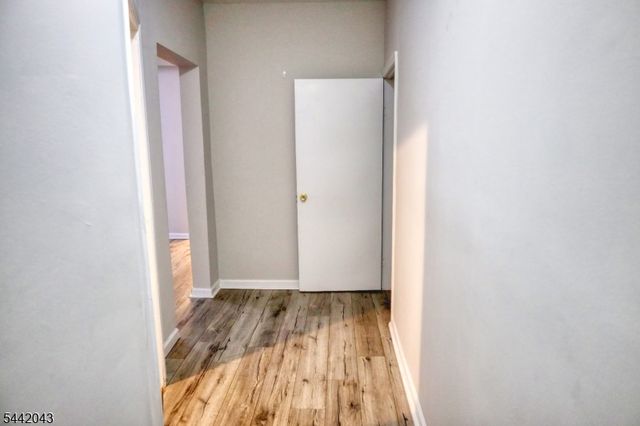9 Emerson Pl, Newark City, NJ 07114