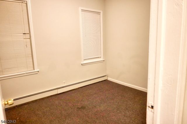 9 Emerson Pl, Newark City, NJ 07114