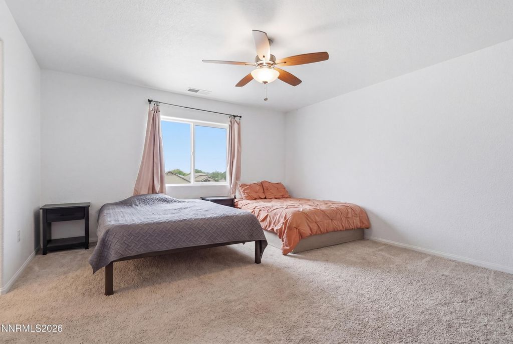 Image 15 of property listing at 2278 Evelynn Street, Fernley, NV 89408