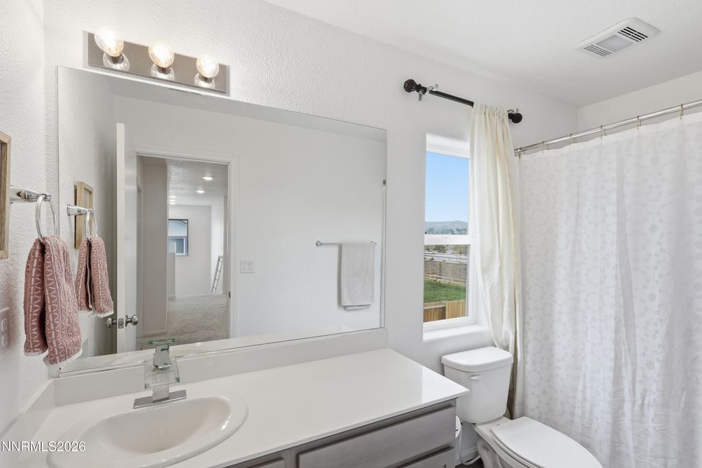 Image 20 of property listing at 2278 Evelynn Street, Fernley, NV 89408