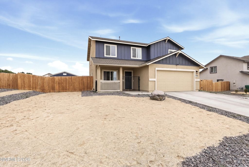 Image 3 of property listing at 2278 Evelynn Street, Fernley, NV 89408