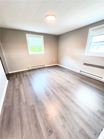 127 Constitution Cir, Clairton, PA 15025