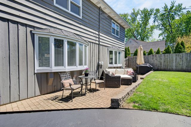 310 N Schiller Street, Palatine, IL 60067