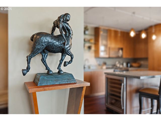 1221 Sw 10TH Ave 1205, Portland, OR 97205