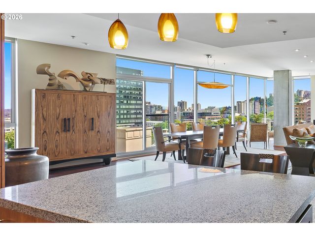 1221 Sw 10TH Ave 1205, Portland, OR 97205