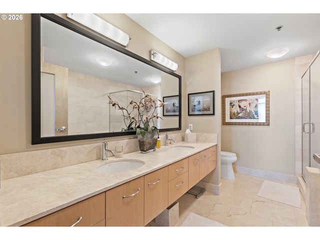 1221 Sw 10TH Ave 1205, Portland, OR 97205