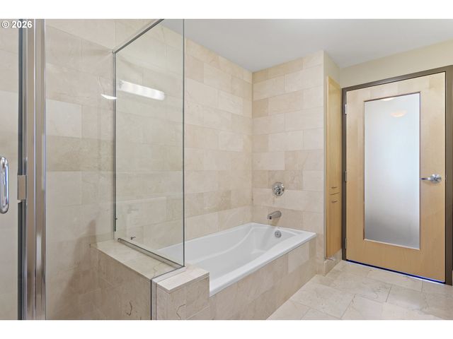 1221 Sw 10TH Ave 1205, Portland, OR 97205