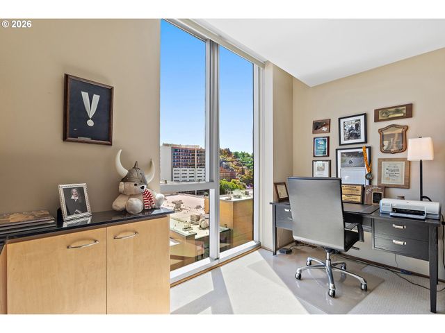 1221 Sw 10TH Ave 1205, Portland, OR 97205