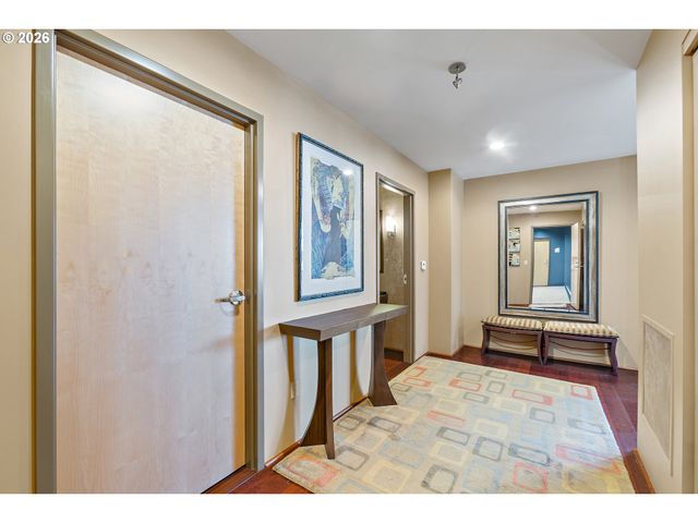 1221 Sw 10TH Ave 1205, Portland, OR 97205