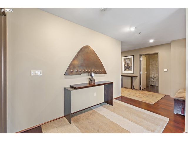 1221 Sw 10TH Ave 1205, Portland, OR 97205