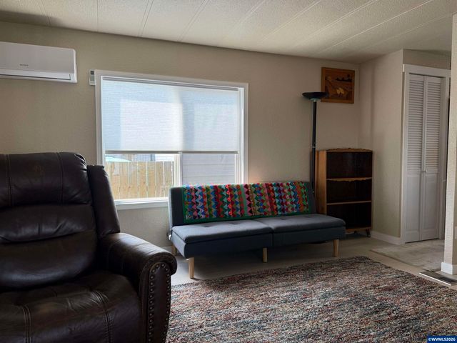 204 Cascade Dr 9, Lebanon, OR 97355