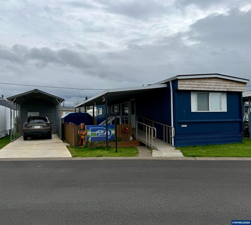 204 Cascade Dr 9, Lebanon, OR 97355