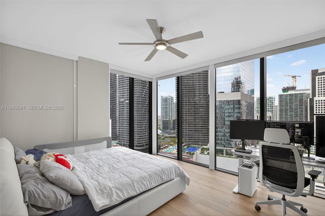 1010 E Brickell Ave 2611, Miami, FL 33131