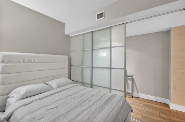 1010 E Brickell Ave 2611, Miami, FL 33131