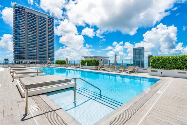 1010 E Brickell Ave 2611, Miami, FL 33131