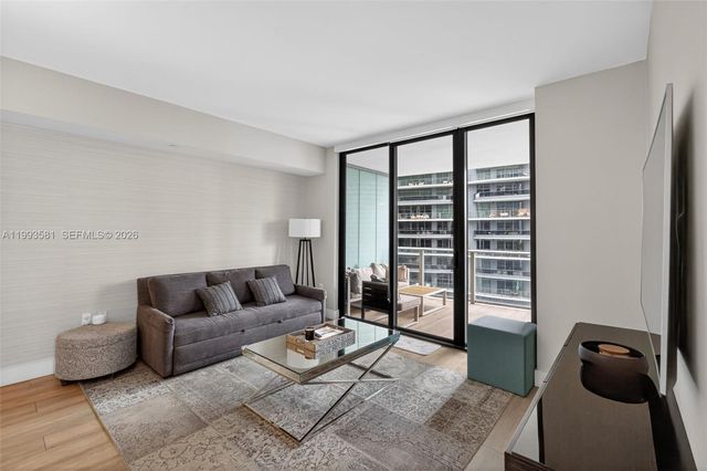 1010 E Brickell Ave 2611, Miami, FL 33131