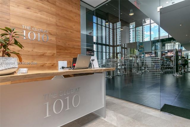 1010 E Brickell Ave 2611, Miami, FL 33131