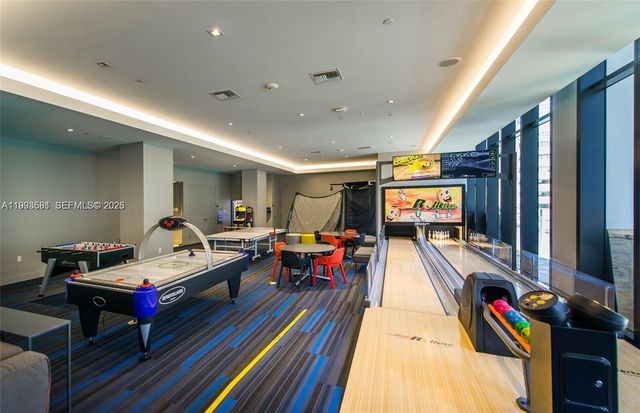 1010 E Brickell Ave 2611, Miami, FL 33131