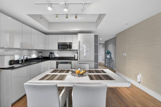 1010 E Brickell Ave 2611, Miami, FL 33131