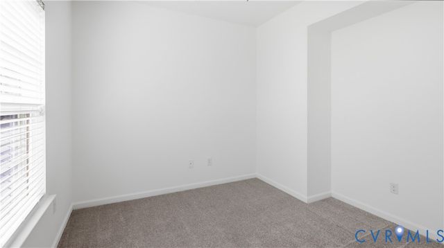 8842 Thorneshire Cir, Mechanicsville, VA 23116