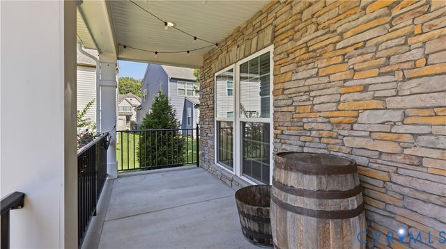 8842 Thorneshire Cir, Mechanicsville, VA 23116