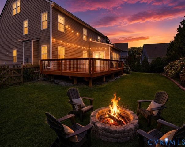 8842 Thorneshire Cir, Mechanicsville, VA 23116