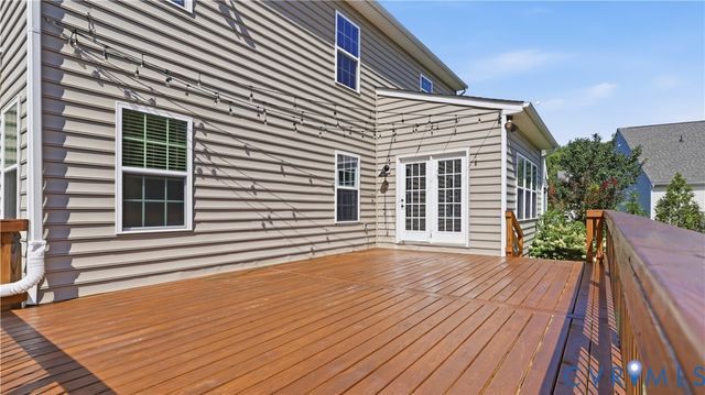 8842 Thorneshire Cir, Mechanicsville, VA 23116