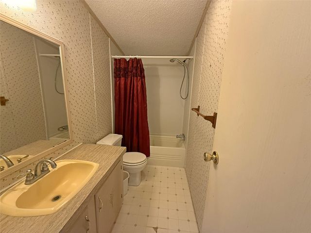 399 Pine Lane, Onalaska, TX 77360