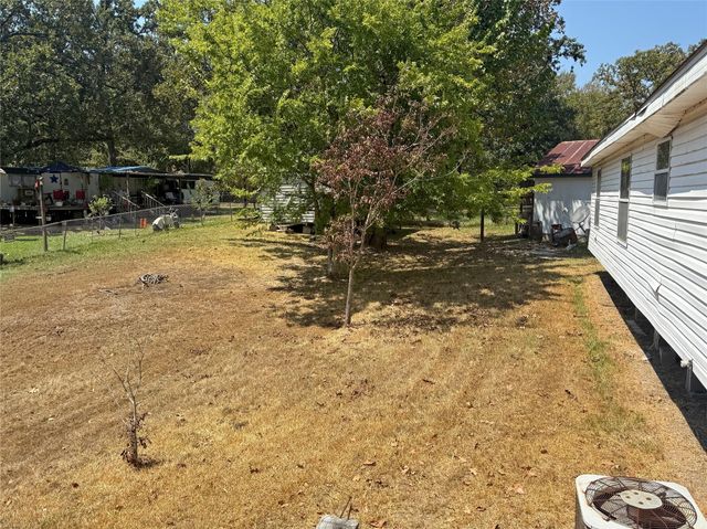 399 Pine Lane, Onalaska, TX 77360