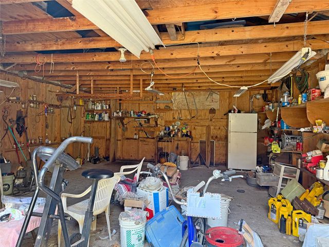 399 Pine Lane, Onalaska, TX 77360