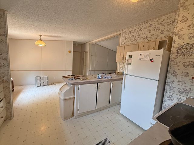 399 Pine Lane, Onalaska, TX 77360
