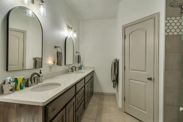 2405 MISSILE ROAD, Wichita Falls, TX 76306